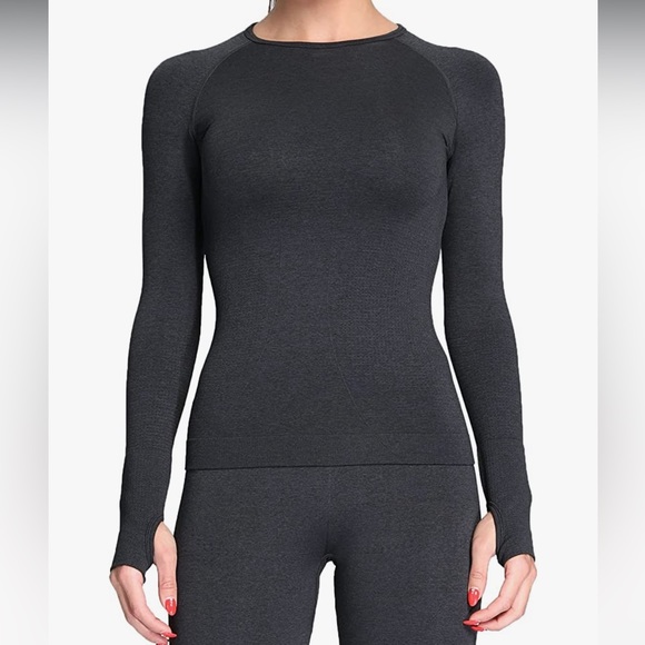 ✨FREE WITH ANY $30 PURCHASE✨ Workout Long Sleeve Shirts for Gym Yoga Running Top - Picture 3 of 11